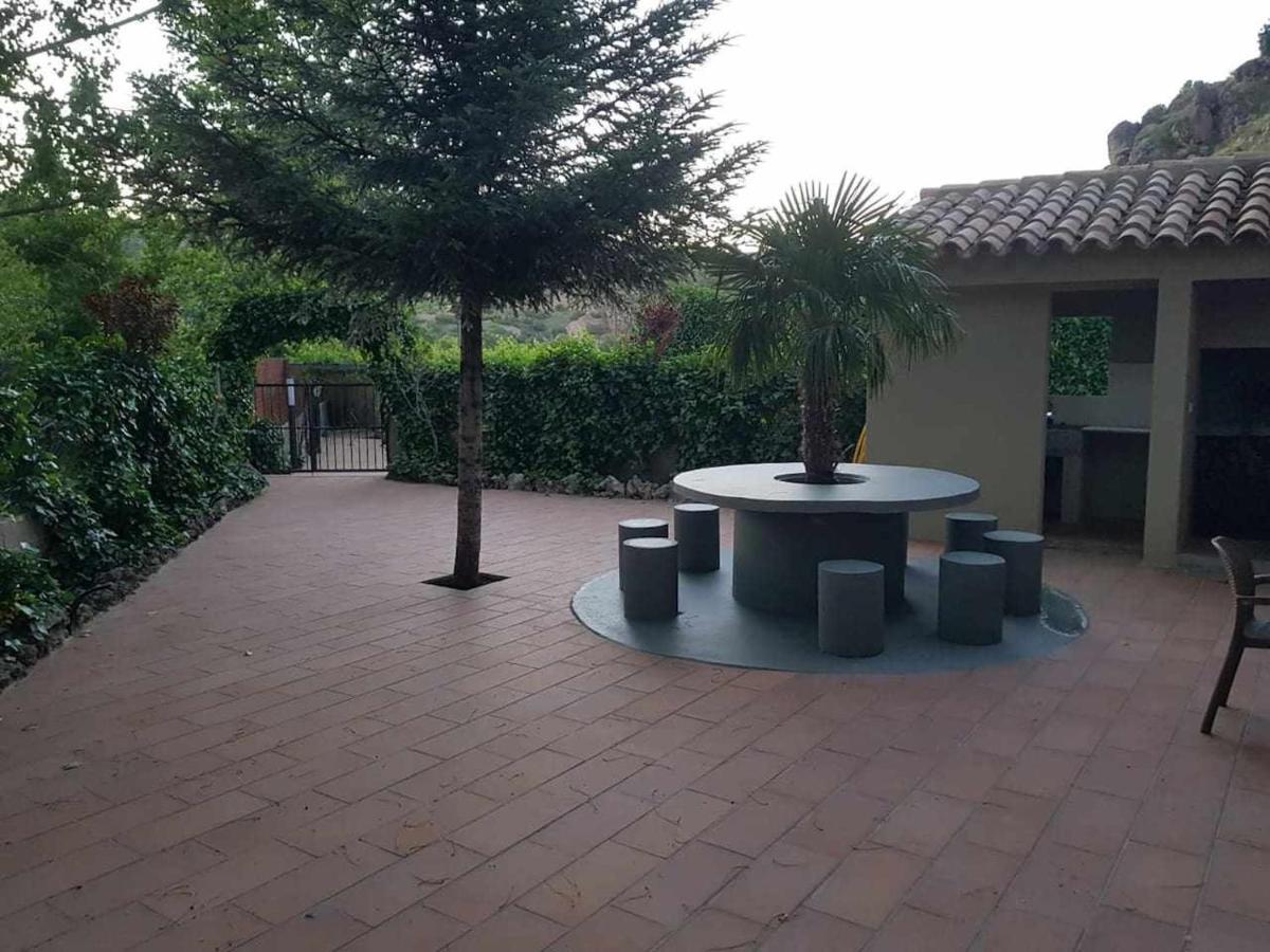 Casa rural Villa Pilar Albentosa Esterno foto